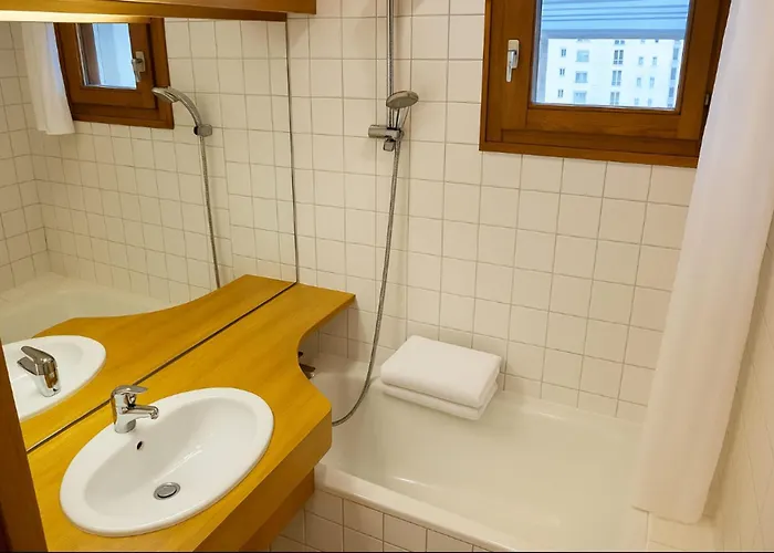 Flat In Centre With Parking